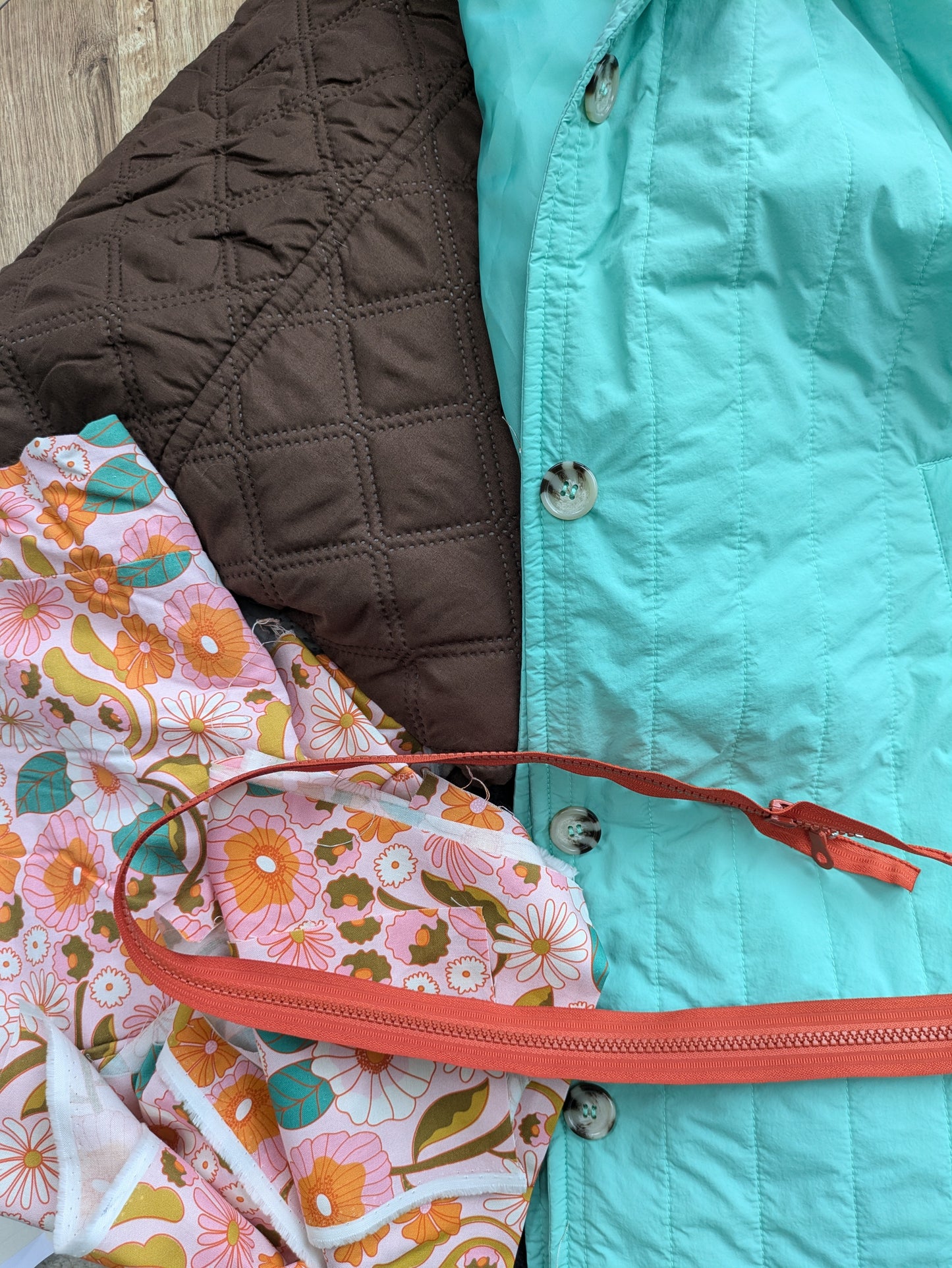 Quilted Retro Floral Oversized Jacket (Size XL)